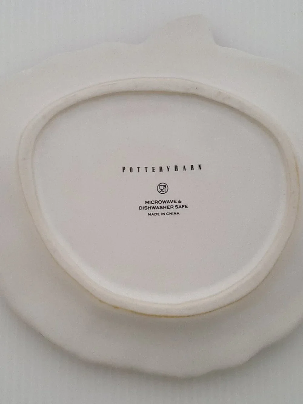Pottery Barn S/4 White Pumpkin Appetizer Plates 6.5
